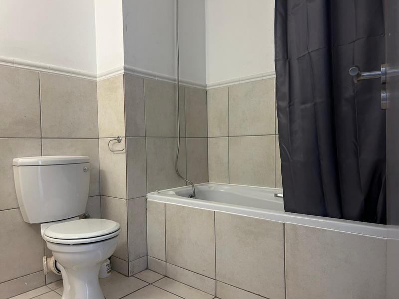 To Let 2 Bedroom Property for Rent in Gardens Western Cape